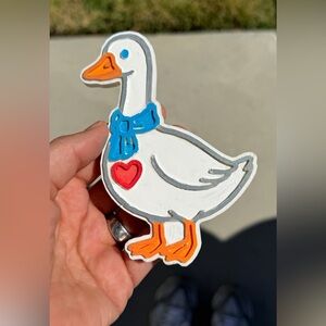 Goose Magnet with Blue Accents. Made to ordered